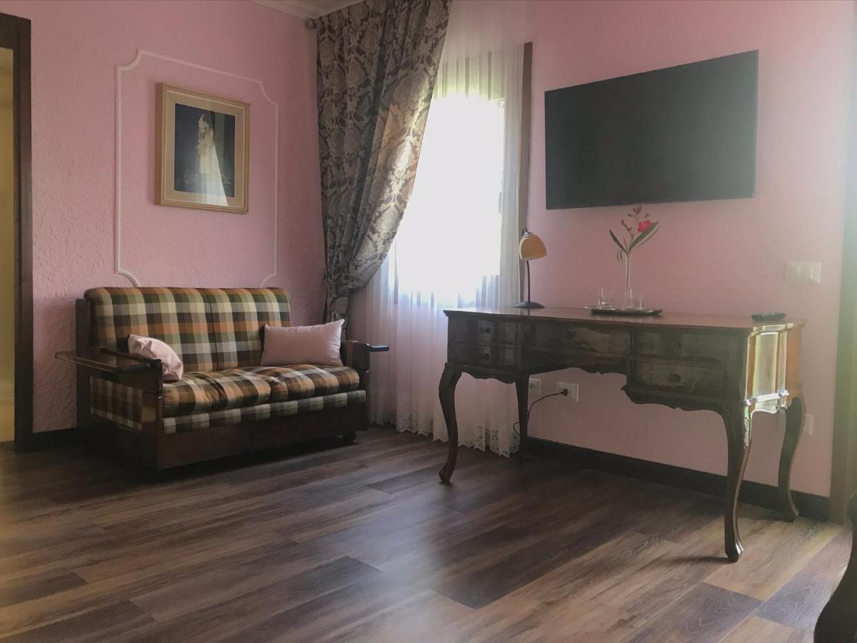 Вилла Vecchia Favola House Куарто-д'Альтино Экстерьер фото